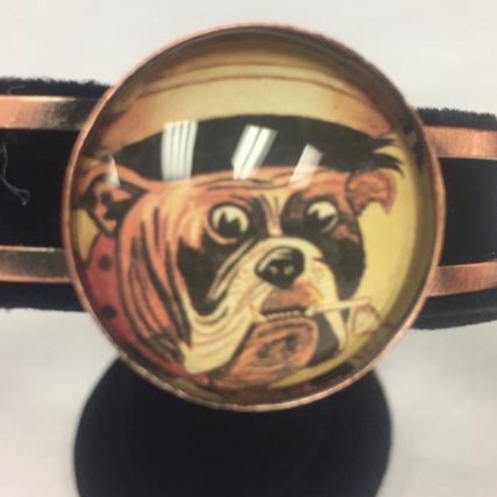 Bulldog bracelet